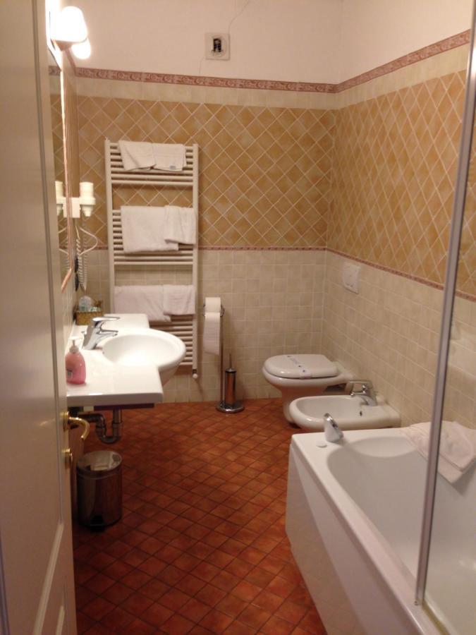Hotel Barolo Extérieur photo