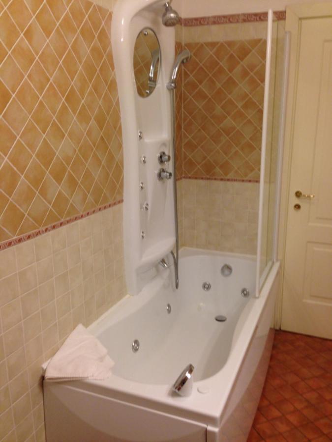 Hotel Barolo Extérieur photo