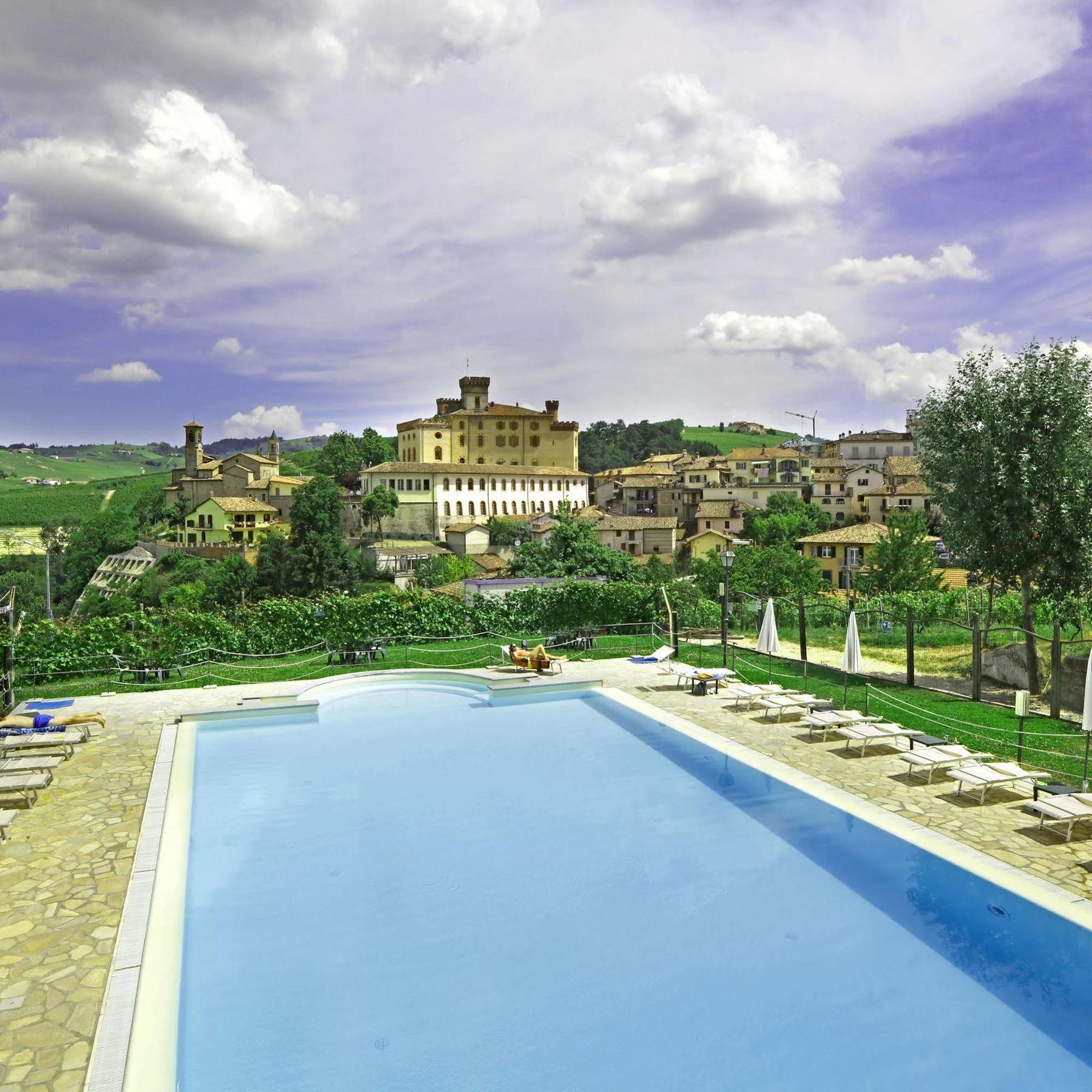 Hotel Barolo Extérieur photo