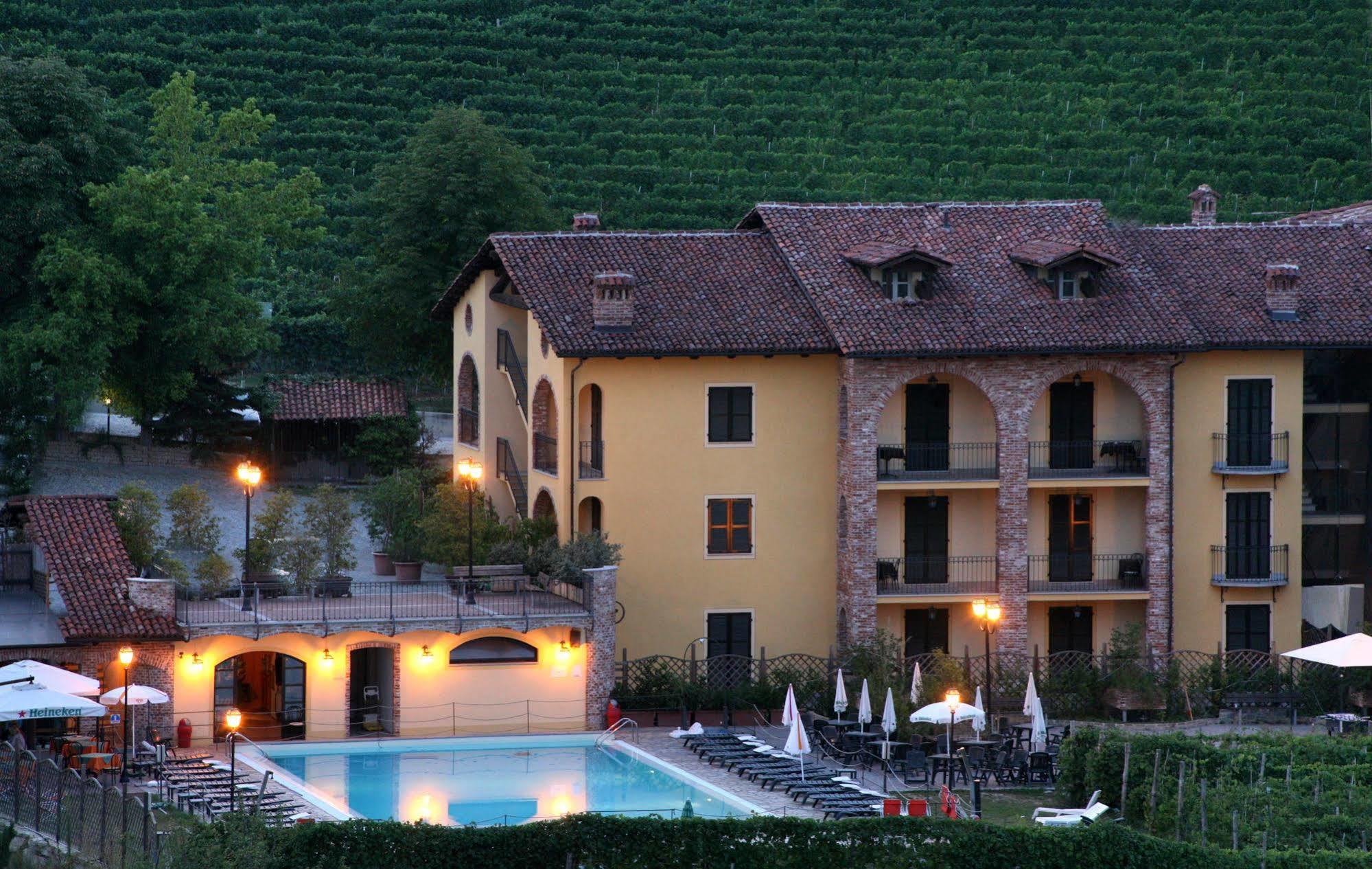 Hotel Barolo Extérieur photo